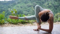 5 Yoga Poses That Improve Posture and Strengthen Body Alignment